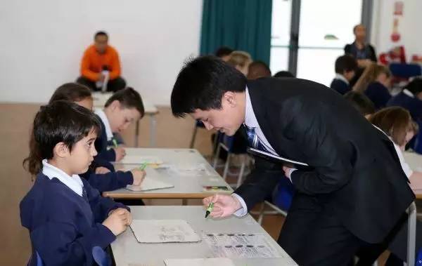 英国人出3.5亿高价,只为买一张中国的九九乘法表